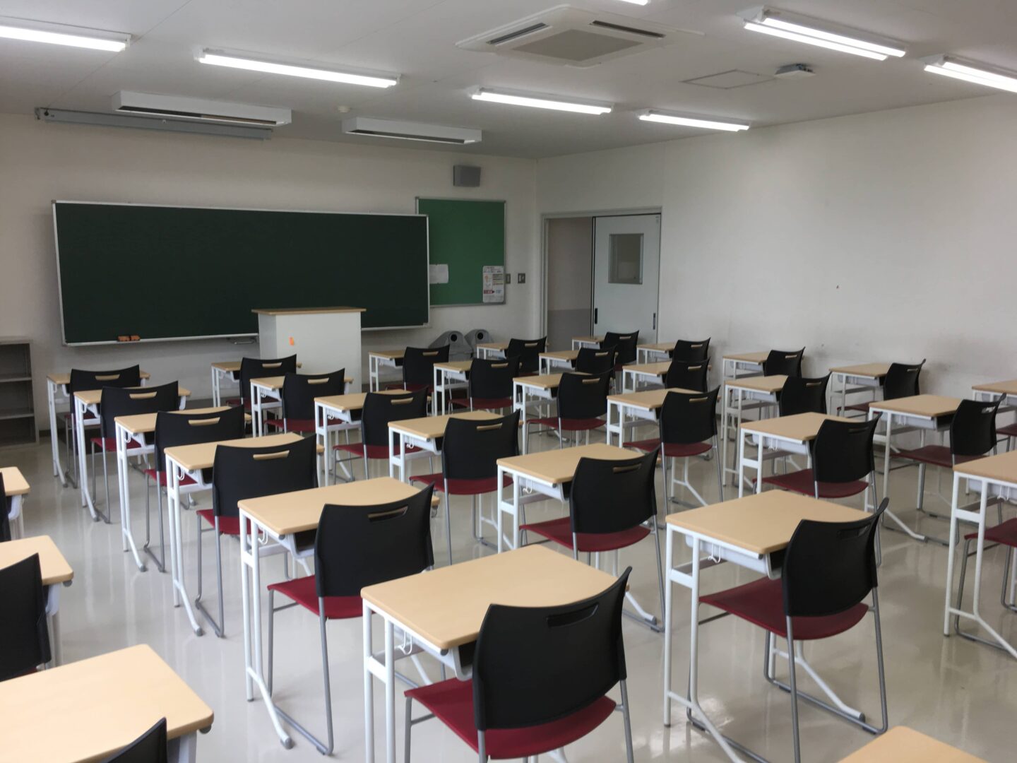 学校・共用